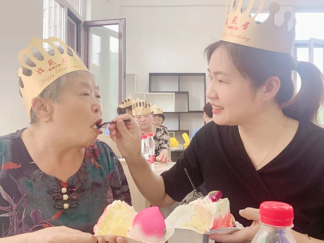 隆泰物業(yè)  愛老助老，托起老年人穩(wěn)穩(wěn)的幸福(圖3)